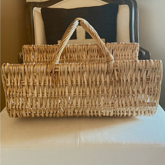 Rustic Firewood Style Willow Basket with Handle - Picture 3 of 8